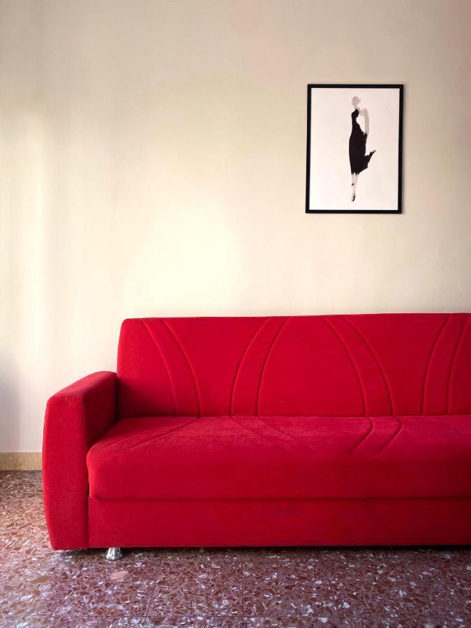 Comodo E Confortevole Nel Cuore Pulsante Di بيزا المظهر الخارجي الصورة
